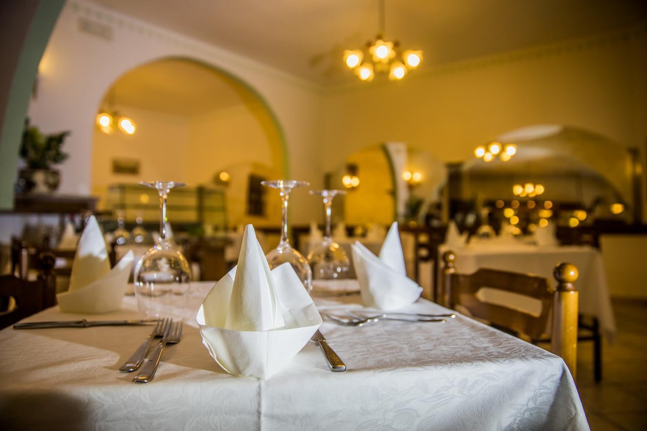 Hotel La Belle Epoque